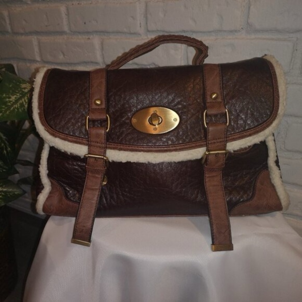 Locale Ladies Brown Carry Handle or Cross Body Handbag
